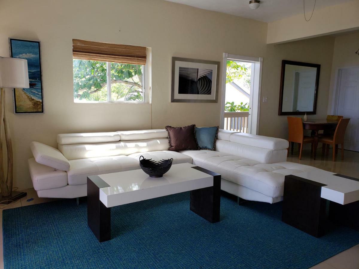 שארלוט אמלי Villa Indigo Sunny 1Br Apartment In Private Gated Estate מראה חיצוני תמונה